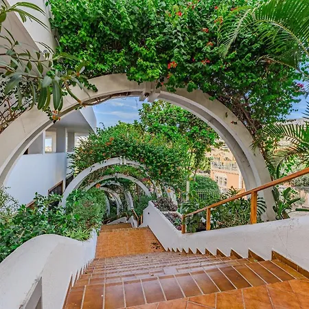 Centric In Playa Fanabe By Altamarhomes Costa Adeje (Tenerife)